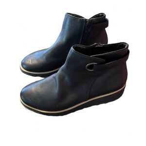 Clarks Sharon Spring Black Leather Ankle Boots – Side Zip, US 7 / EU 37.5